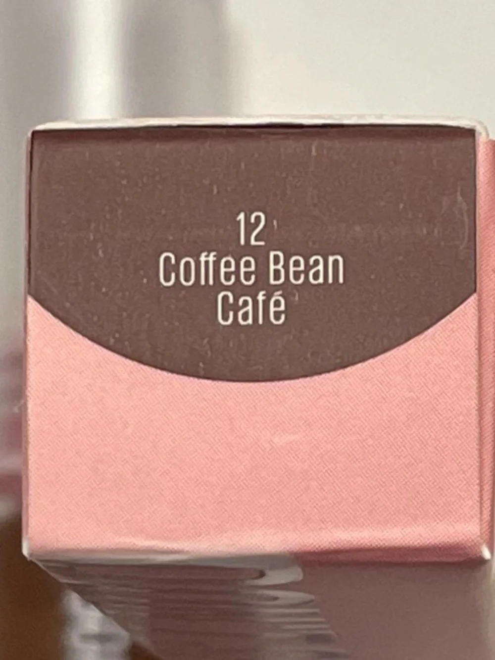 NIB KAJA Flexible & Seamless Concealer.  Coffee bean Café.  #12